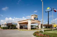 Days Inn & Suites by Wyndham Corpus Christi Central Hotel a Corpus Christi