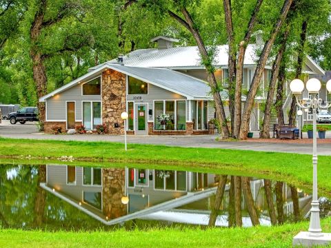 The Gunnison Inn at Dos Rios Golf Course