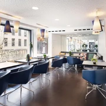 Park Inn by Radisson Luxembourg City Отели рядом с достопримечательностью «Гар»