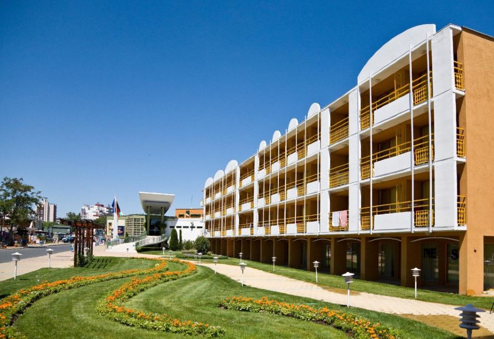hotel overview picture