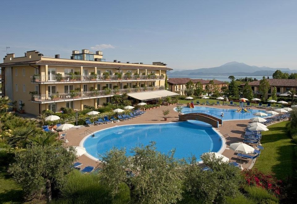 Hotel Bella Italia-Peschiera del Garda Updated 2023 Room Price-Reviews &  Deals | Trip.com