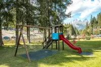 Hotel Villa Rosella Park & Wellness Hotels in Canazei