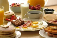 オーシャン ブリーズ B & B - 朝食