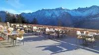 Berghotel Bischofalp فنادق في Elm