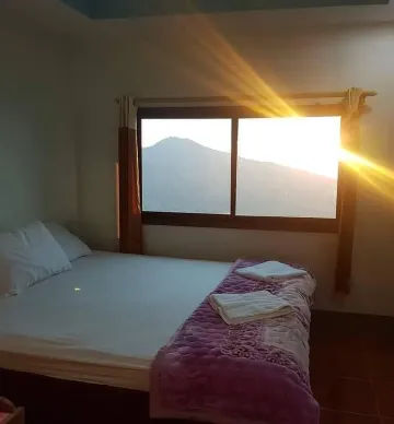 ห้องเศรษฐกิจคู่หรือแฝดพร้อมหน้าต่าง