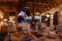 Bukela Game Lodge - Amakhala Game Reserve Hôtels à : Western District