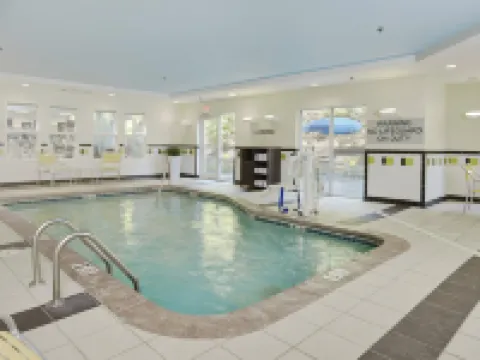 Fairfield Inn & Suites Cartersville Hotels in Cartersville