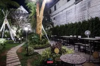 Pangsuree Art Home Hotels near Wat Si Phumma