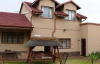 Augusta Villa St Pio Guest House Hôtels à : Edenvale