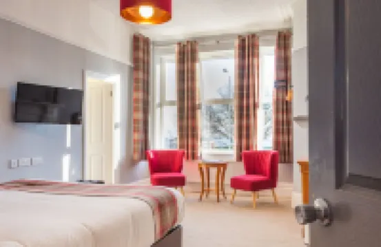 เอชเครูมส์ - เซลฟ์เคทเทอริ่งเซอร์วิสรูมส์