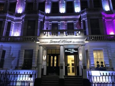 施設外観 ザ パーク シティ グランド プラザ ケンジントン ホテルの写真