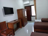 Omah Paulan Guest House Hotels in Kartasura