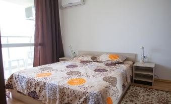 Guest Apartments Salena in Saint George Complex