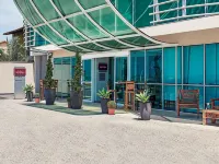 Mercure Macae Hotels near Carvalho Educational Center