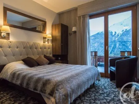 Alpina Lodge Vanoise ex Hotel du Soleil Отели в г. Терминьон