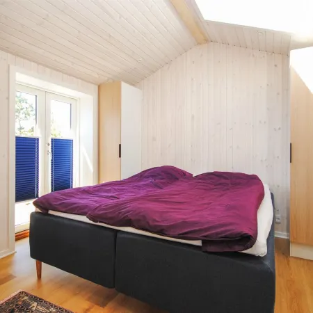"Jerrik" - 900m from the Sea