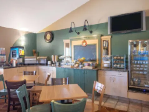 AmericInn by Wyndham Okoboji Hotels in Okoboji