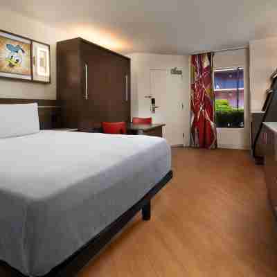 Disney's All-Star Music Resort Rooms