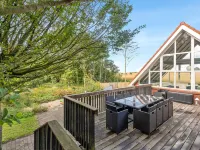 "Auguste" - 1.5km to the Fjord Hotels in Fur