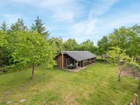 "Tydulf" - 34km from the Sea Hotels in Give