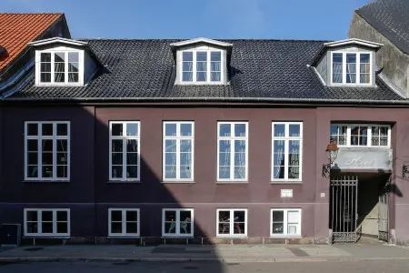 Villa Provence Отели рядом с достопримечательностью «DoKK1»