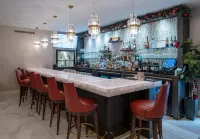 Orange Inn Boutique Hotel Hotels in Goshen