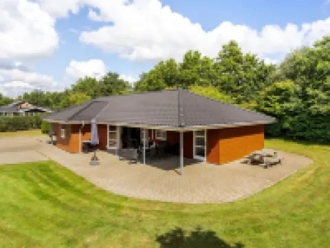 "Aletta" - 25km from the Sea