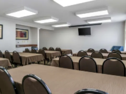 コンフォート イン イースト オレゴン - トレド オレゴンのホテル