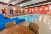 BCM旅館酒店 - 勞埃德明斯特 - 泳池