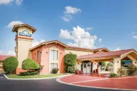Days Inn by Wyndham Little Rock/Medical Center Hotels near War Memorial Stadium