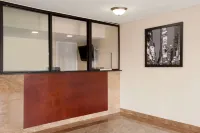 Super 8 by Wyndham Rahway/Newark Hotels in Rahway