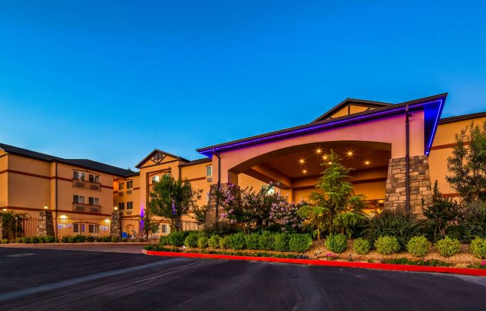 Best Western Plus Zion West Hotel