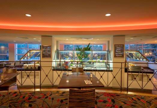 더블트리 바이 힐튼 케언즈