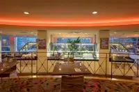 DoubleTree by Hilton Cairns