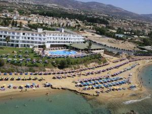 Corallia Beach Hotel Apartments