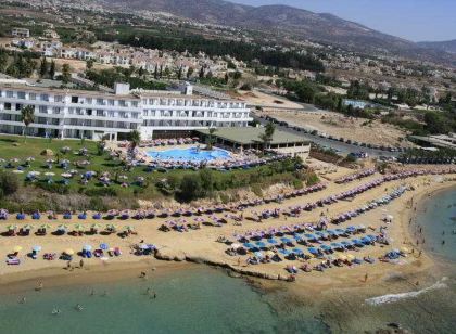 Corallia Beach Hotel Apartments