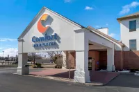 Comfort Inn & Suites Toledo North Hotels in Toledo