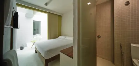 Lantern Hotel