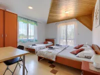 Laura Hotels in Općina Labin