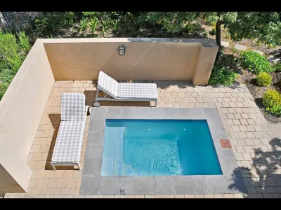 Small Wonder Guest Villa with Private Pool