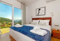 Natura Luxury Suites Parga - Beach