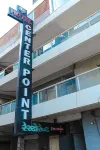 Hotel Center Point Guest House Các khách sạn ở Morbi