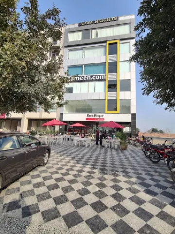 Landmark Hotel Lahore Отели рядом с достопримечательностью «Парк Медоус»