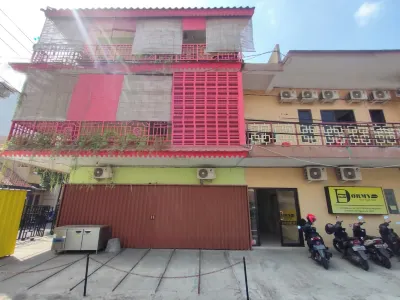 Homestay at Kingkost Cokrodipuran 2 Hotel dekat Titik Nol Yogyakarta