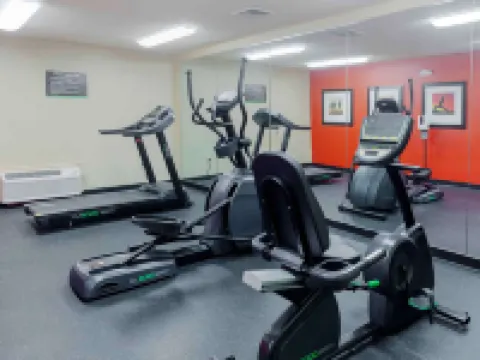 Extended Stay America Select Suites - Raleigh - RTP - 4610 Miami Blvd Hotels in Triangle