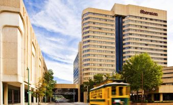 Sheraton Memphis Downtown Hotel