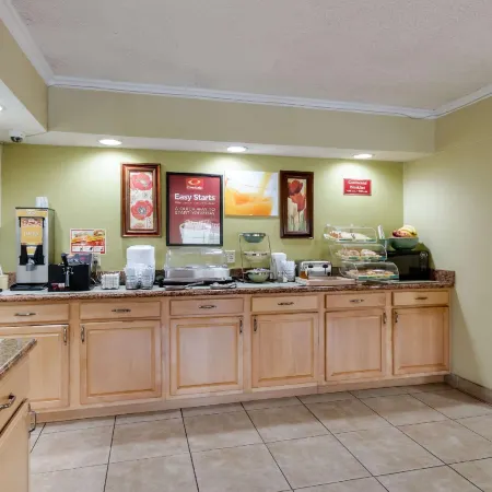 Econo Lodge Huntington - Barboursville University Area