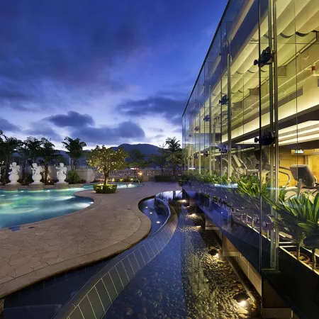 Sofitel Macau at Ponte 16
