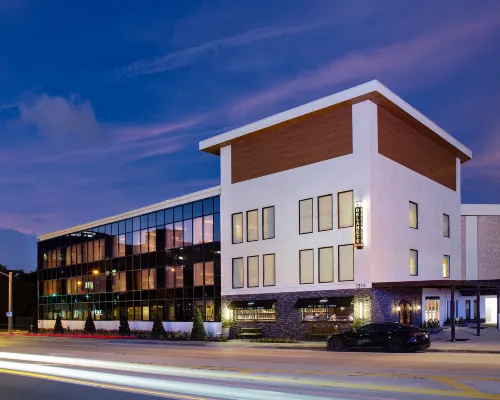 The Delaney Hotel Hotels near Wadeview Park