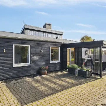 "Erko" - 300m from the Sea